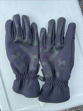 Under Armour Black Thermal Grip Gloves